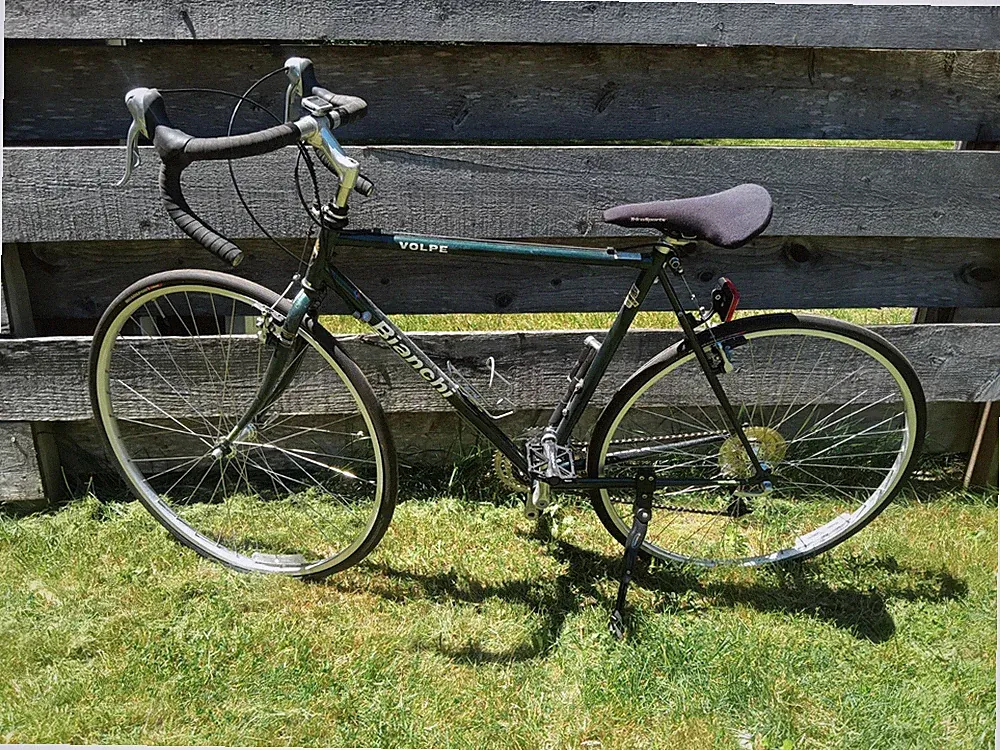 1997 Bianchi Volpe Men's Steel Frame Road Bicycle - SERVICED and READY TO RIDE!