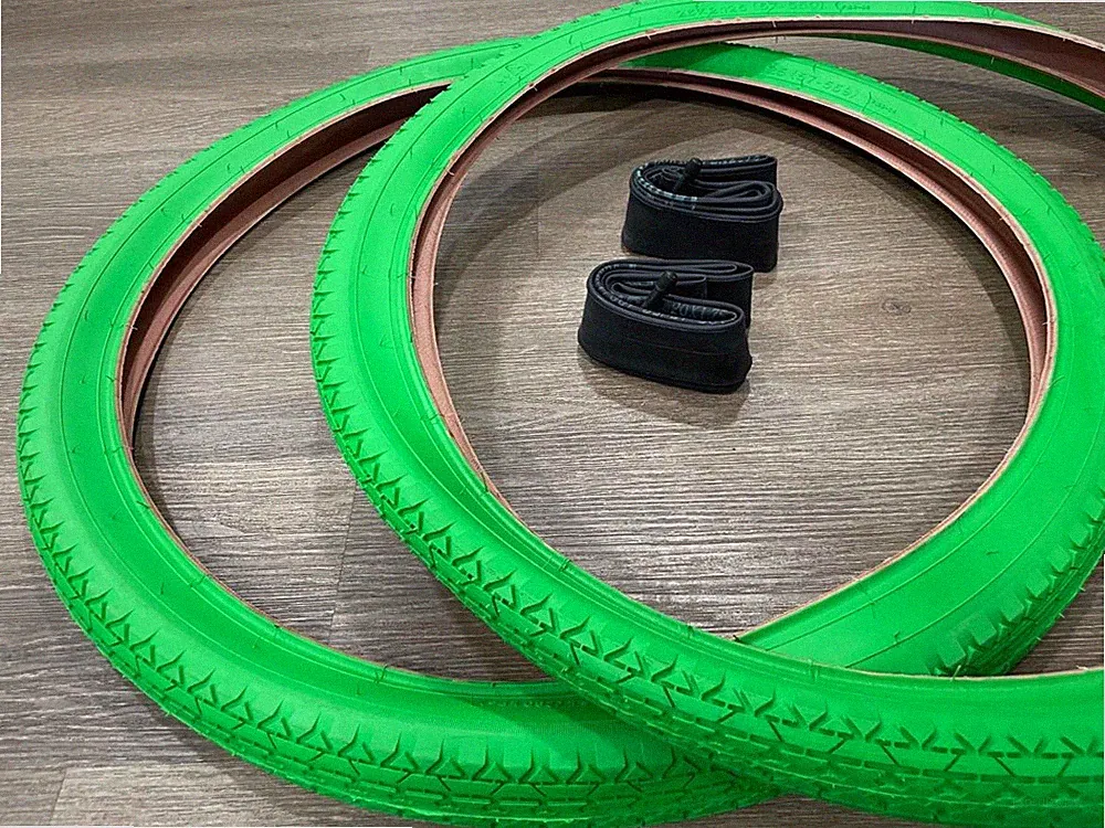 26" Pair of Beach Cruiser Bicycle NEON GREEN Tires & Tubes 26X2.125