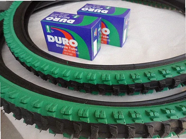 26 x 1.95 Black Green Bicycle Knobby Tires + Tubes Mountain Bike 26" NEW 26x1.95