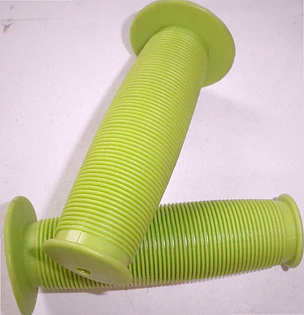 GREEN RIDGED CLOSED-ENDED BICYCLE GRIPS BIKE PARTS 579-2