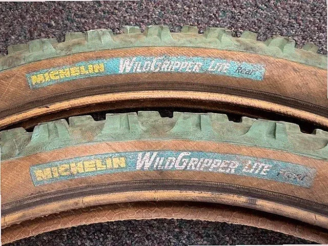 Michelin Wild Gripper Lite wire bread Mountain Bike Tires 26 x 2.1 Green Vintage