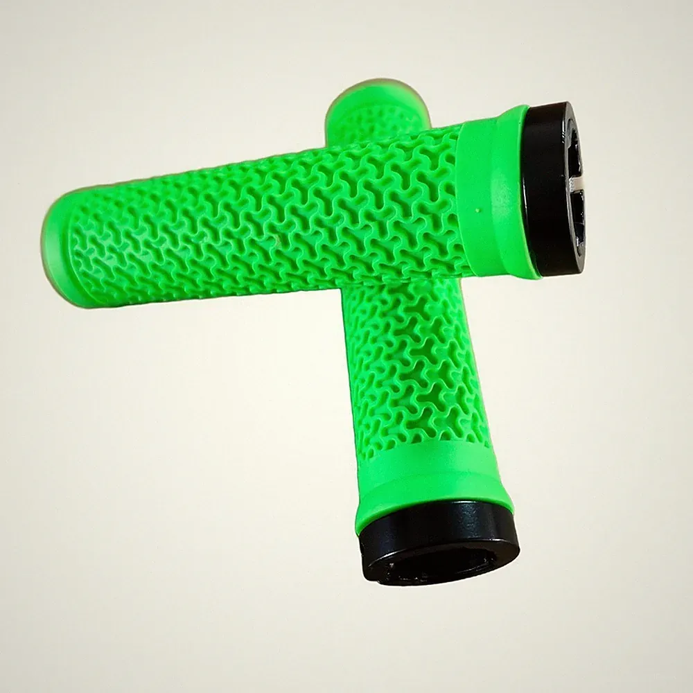 Rubber Bicycle Grips with Aluminum Ring Fit 22.2mm Handlebars for Mountain Bike