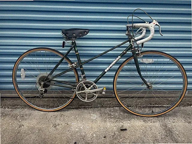 Vintage Kuwahara Touring Bike - Steel 50cm Frame - 27 " Wheel - Suntour 12 Speed